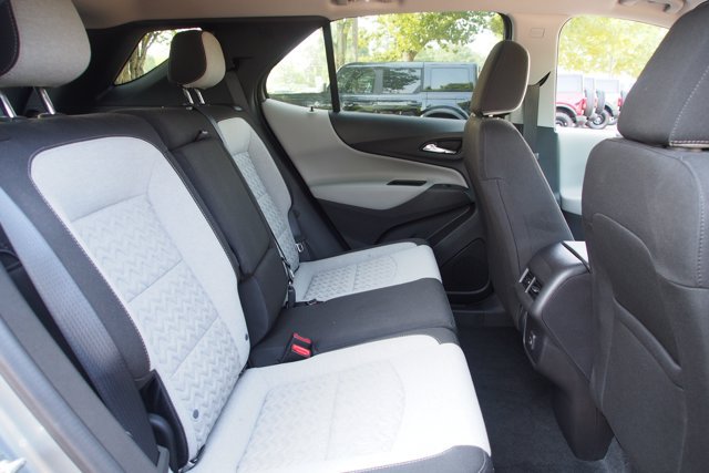 Used 2024 Chevrolet Equinox LS w/ LS Convenience Package FWD image 13