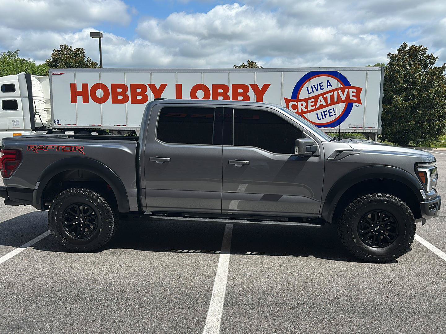 Certified 2024 Ford F150 Raptor AWD/4WD image 6