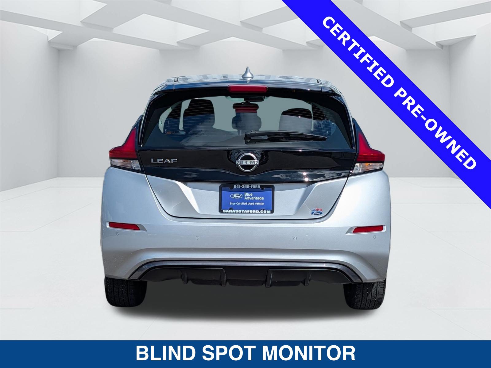 Used 2025 Nissan Leaf S FWD image 6