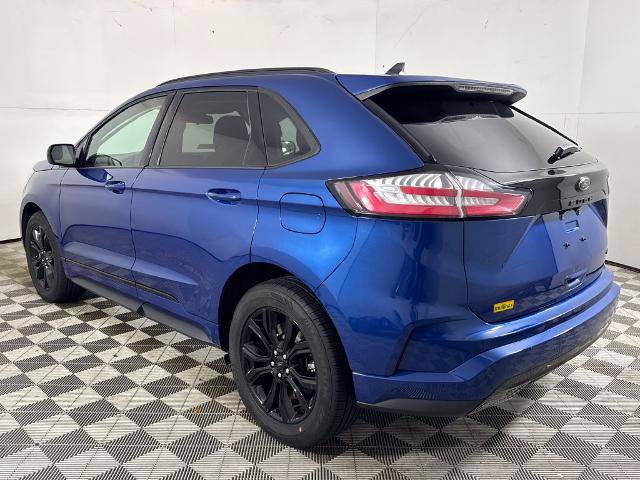 Certified 2024 Ford Edge SE w/ Black Appearance Package AWD/4WD image 6