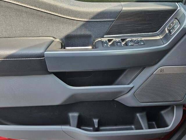 Certified 2024 Ford F150 Lariat AWD/4WD image 30