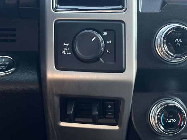Certified 2019 Ford F350 Platinum w/ Platinum Ultimate Package AWD/4WD image 15