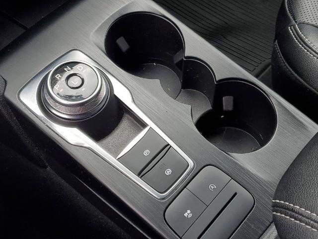 Certified 2022 Ford Escape SEL AWD/4WD image 18