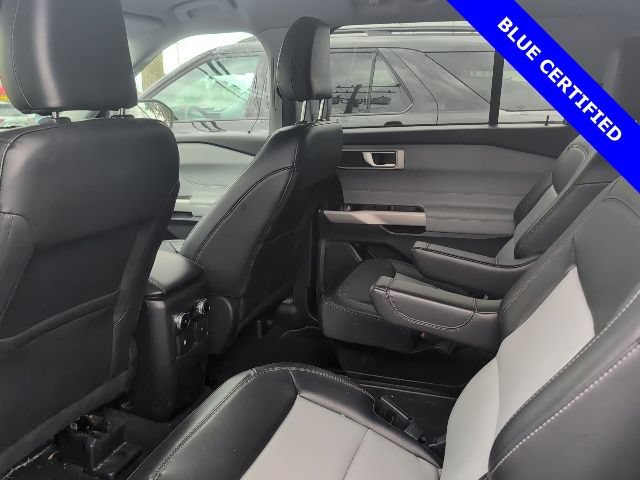 Certified 2024 Ford Explorer XLT w/ Equipment Group 202A AWD/4WD image 5