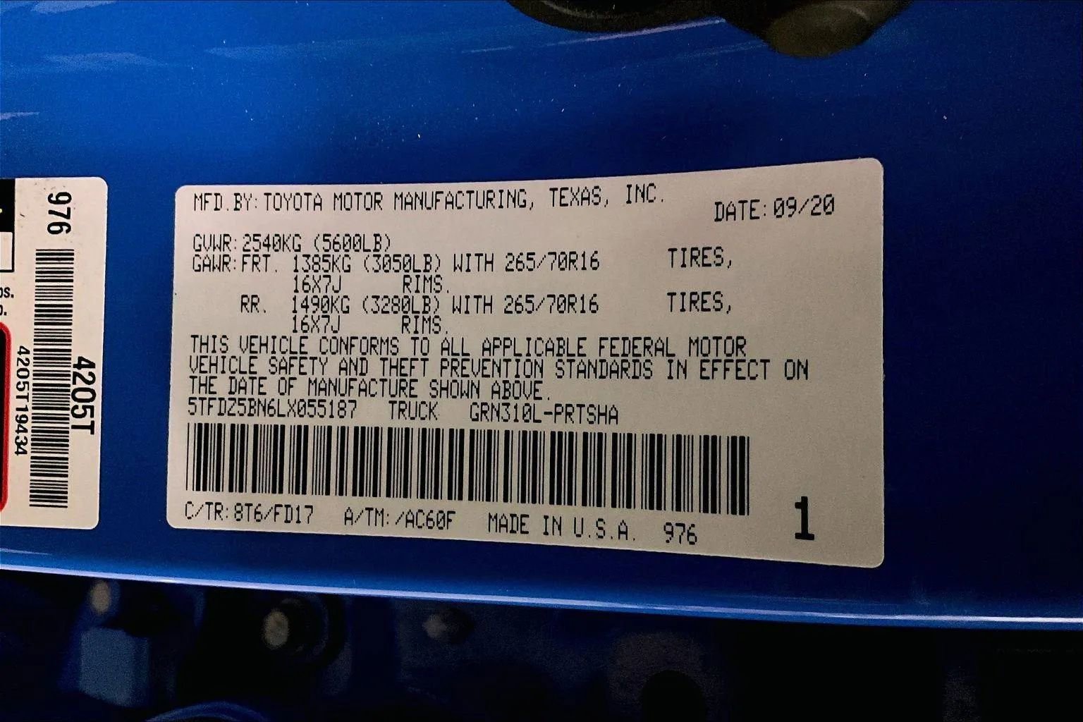 Used 2020 Toyota Tacoma TRD Off-Road w/ Blackout Package image 33