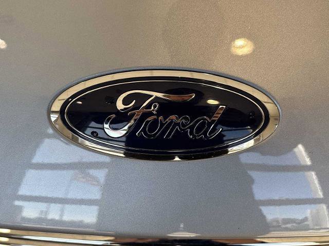 Certified 2022 Ford Escape Titanium w/ Titanium Elite Package image 30