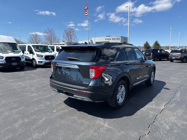 Certified 2023 Ford Explorer XLT w/ Equipment Group 202A AWD/4WD image 9