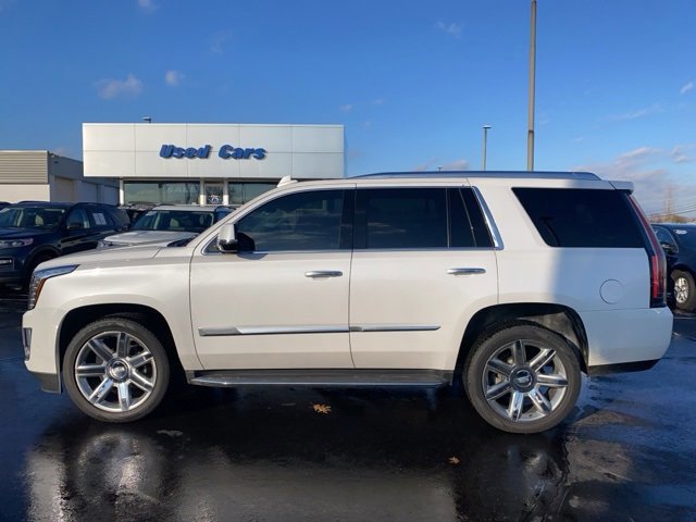 Used 2019 Cadillac Escalade Luxury image 6