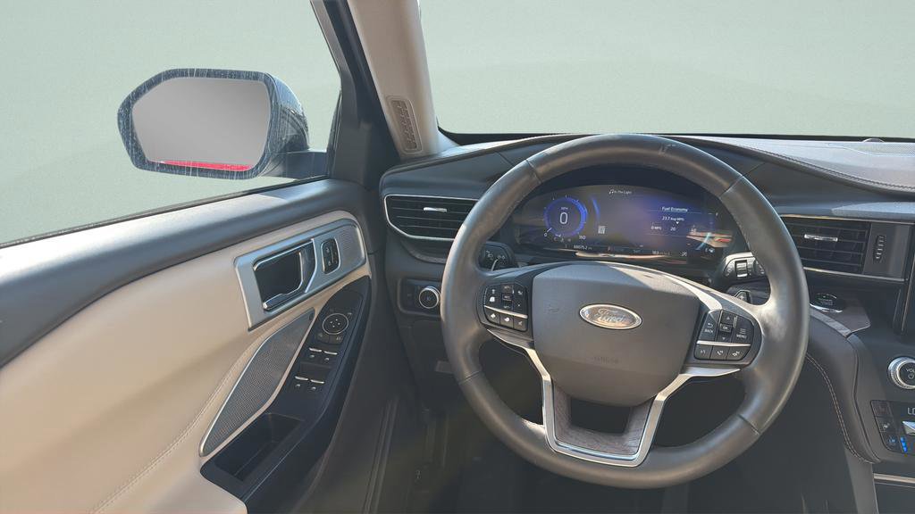 Certified 2020 Ford Explorer Platinum w/ Premium Technology Package image 23
