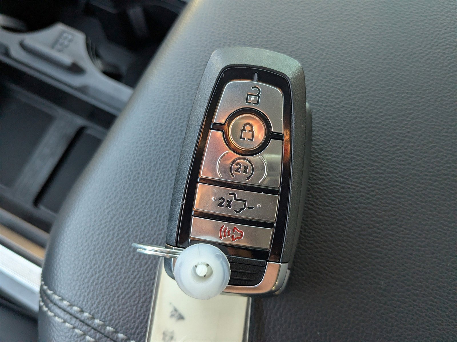 Certified 2024 Ford F250 Lariat w/ Chrome Package image 36