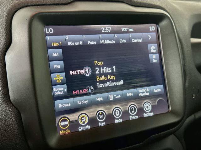 Used 2023 Jeep Renegade Latitude AWD/4WD image 16