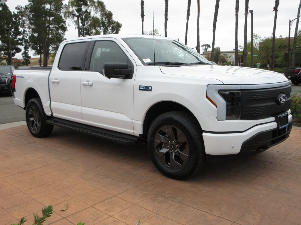Certified 2024 Ford F150 Lightning Flash AWD/4WD image 6
