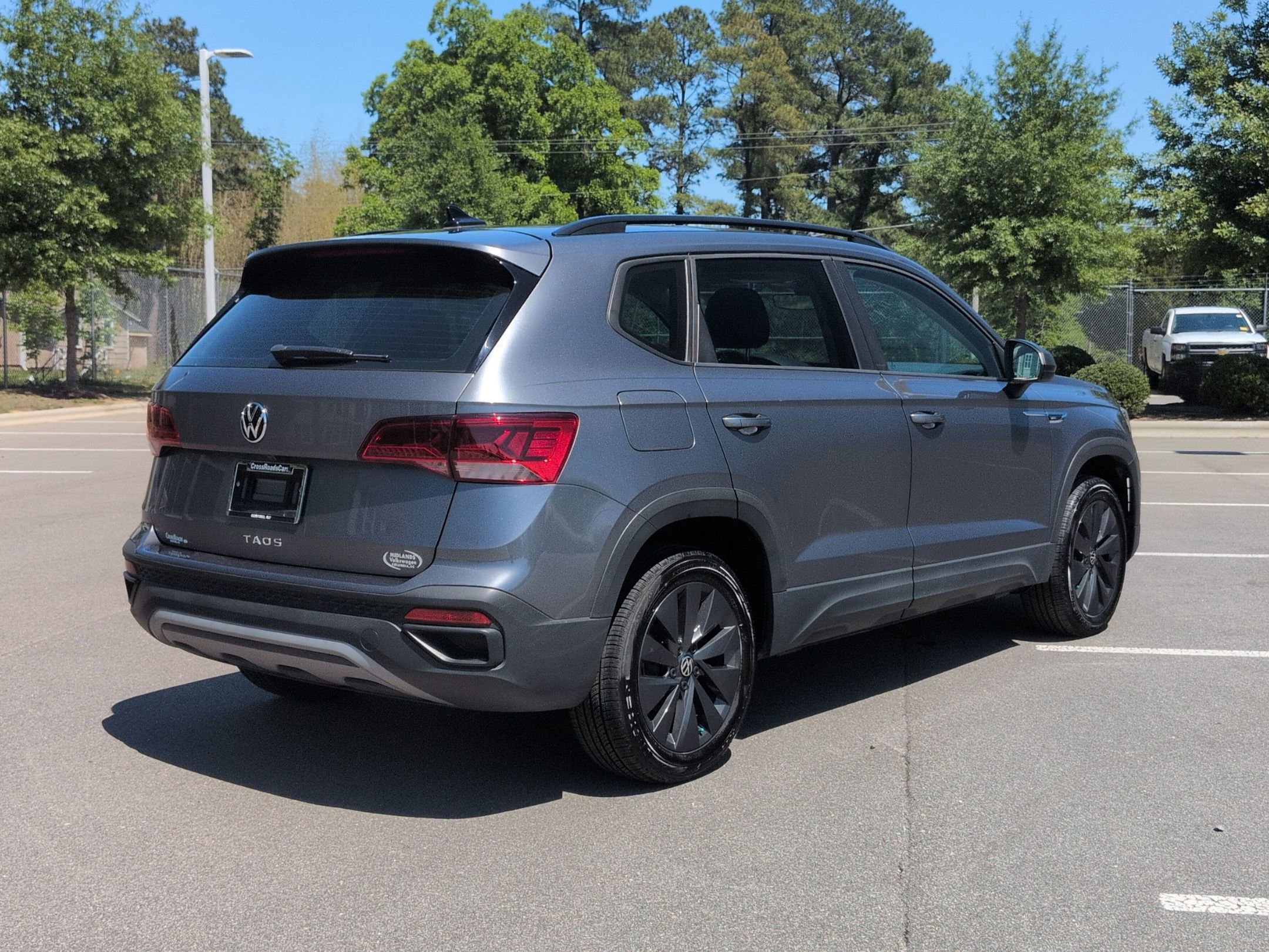 Used 2023 Volkswagen Taos S FWD image 4