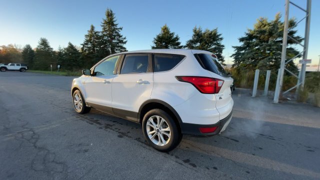 Certified 2019 Ford Escape SE AWD/4WD image 6
