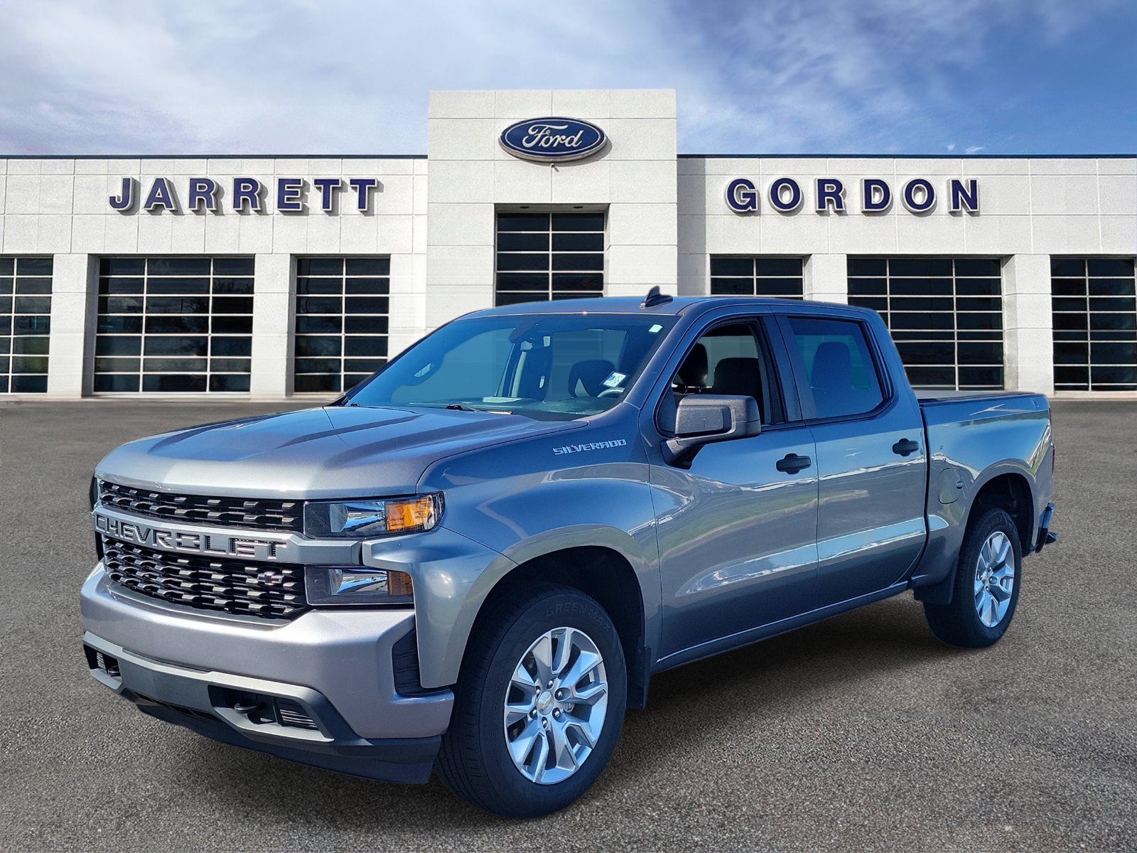 Used 2022 Chevrolet Silverado 1500 Custom RWD image 2