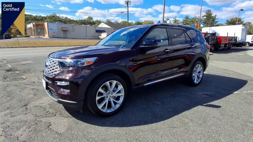 Certified 2023 Ford Explorer Platinum w/ Premium Technology Package