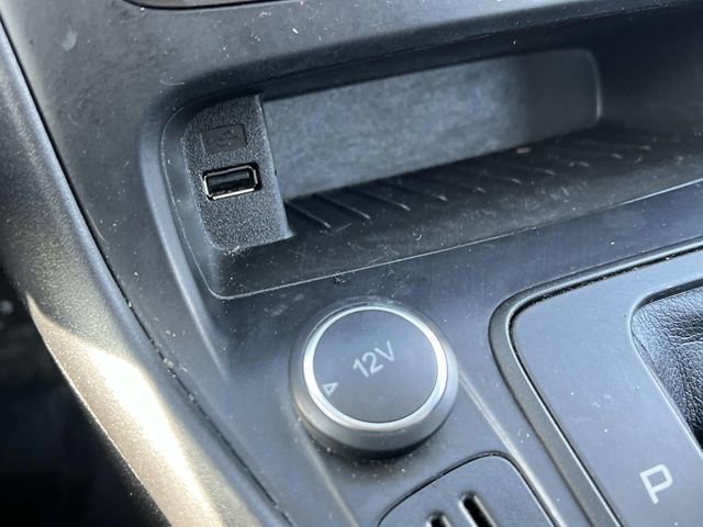 Certified 2017 Ford Focus SE image 29