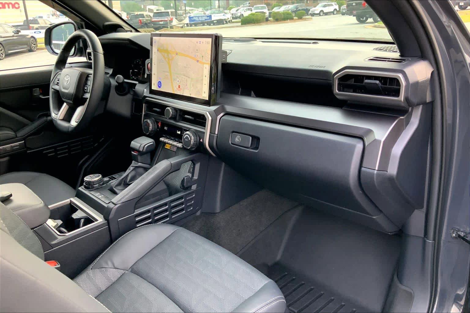 Used 2025 Toyota 4Runner TRD Off-Road Premium AWD/4WD image 17