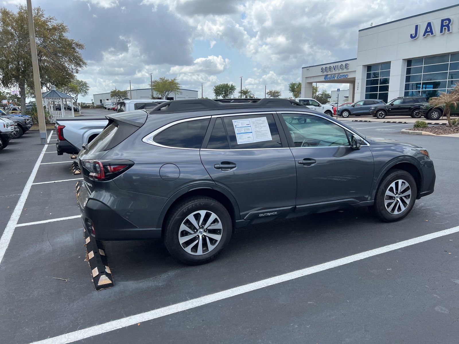 Used 2021 Subaru Outback Premium image 38