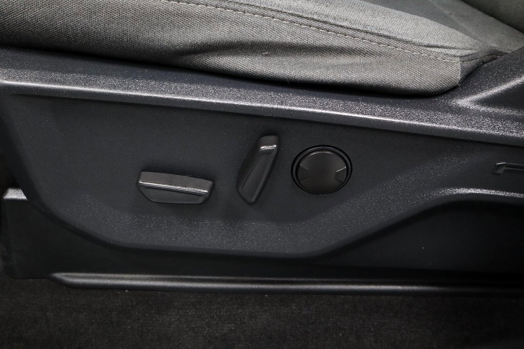 Certified 2022 Ford F150 XLT w/ Equipment Group 302A High image 25