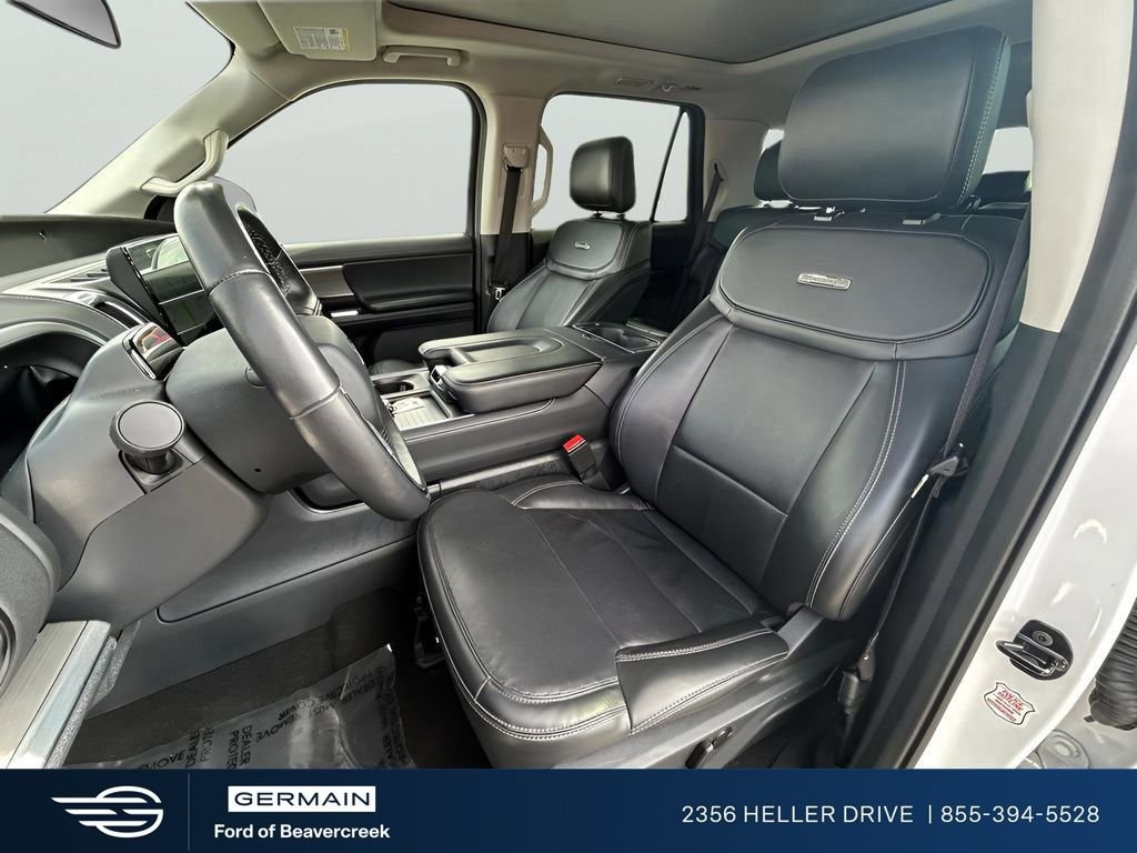 Certified 2025 Ford Expedition Platinum image 30