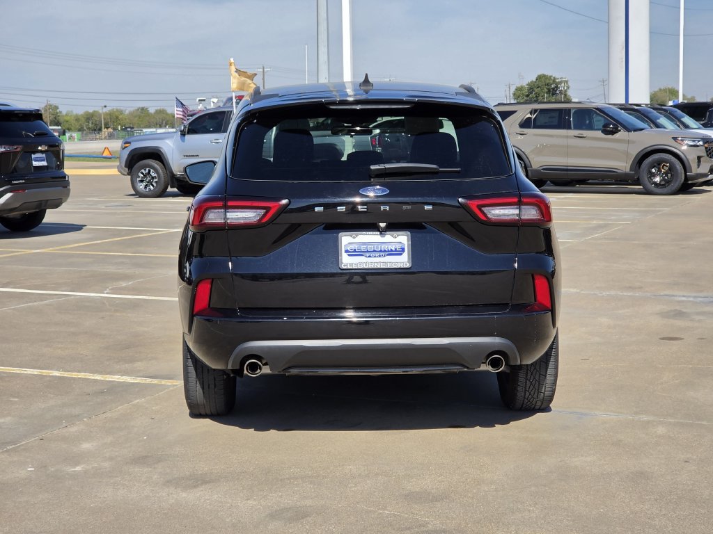 Certified 2024 Ford Escape ST-Line FWD image 6