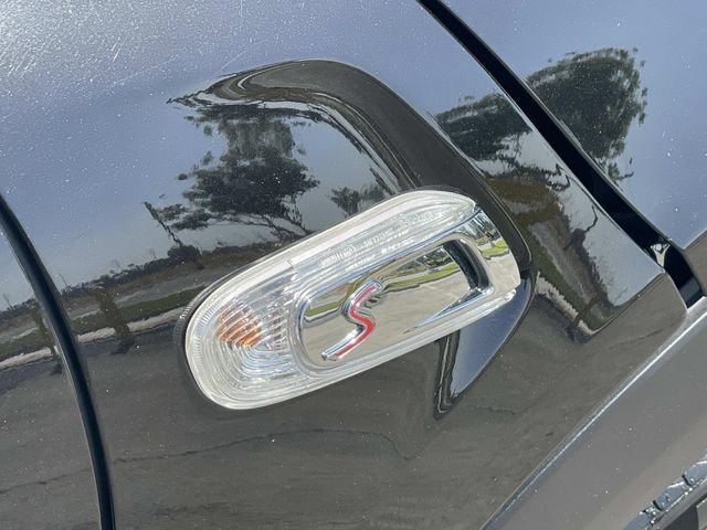 Used 2019 MINI Cooper S w/ Signature Upholstery Package FWD image 37