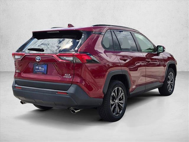 Used 2023 Toyota RAV4 XLE Premium AWD/4WD image 5