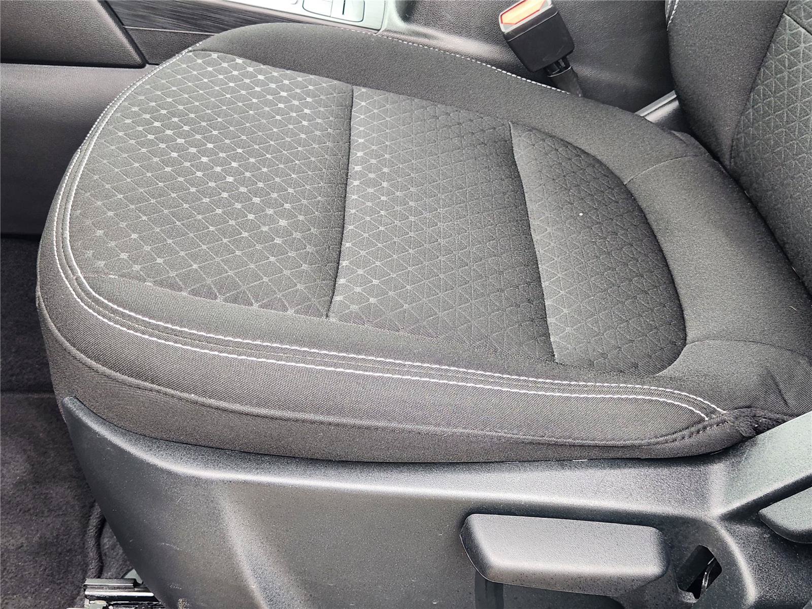 Certified 2025 Ford Escape Active FWD image 19