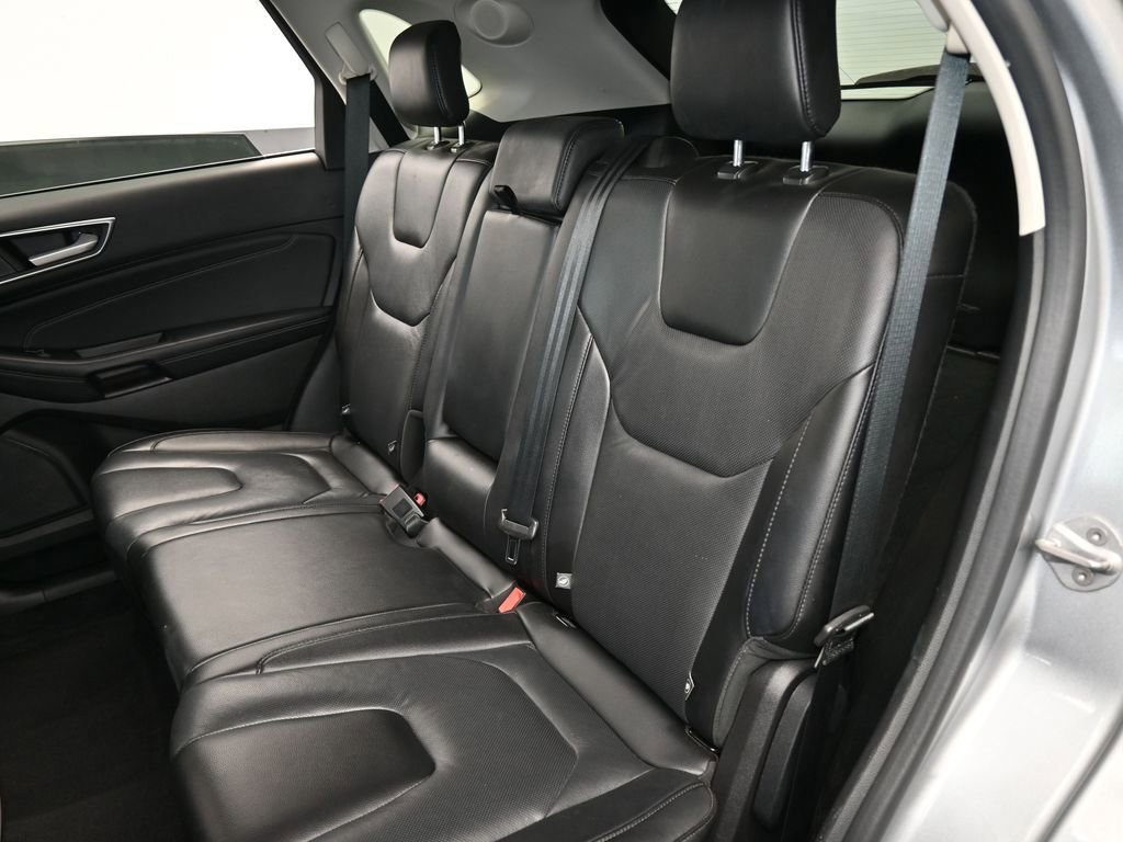 Certified 2022 Ford Edge Titanium w/ Equipment Group 301A image 50