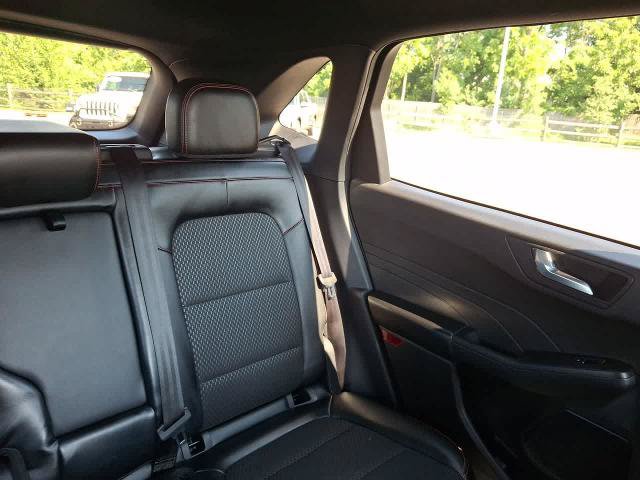Certified 2024 Ford Escape ST-Line AWD/4WD image 14