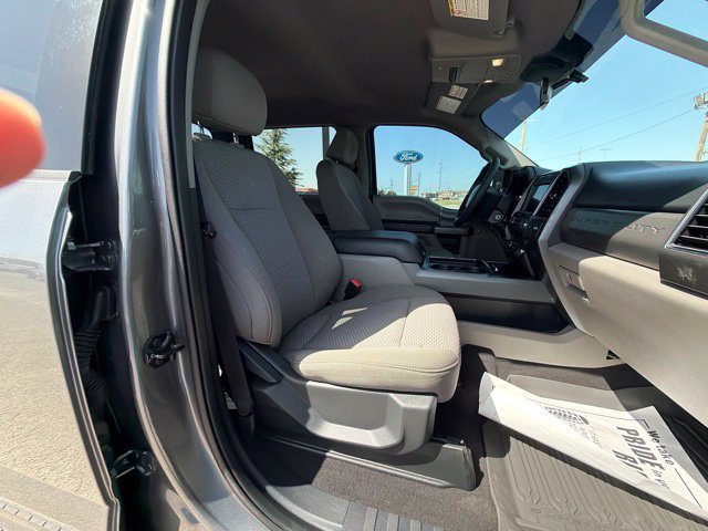 Certified 2022 Ford F250 XLT w/ Black Appearance Package AWD/4WD image 19