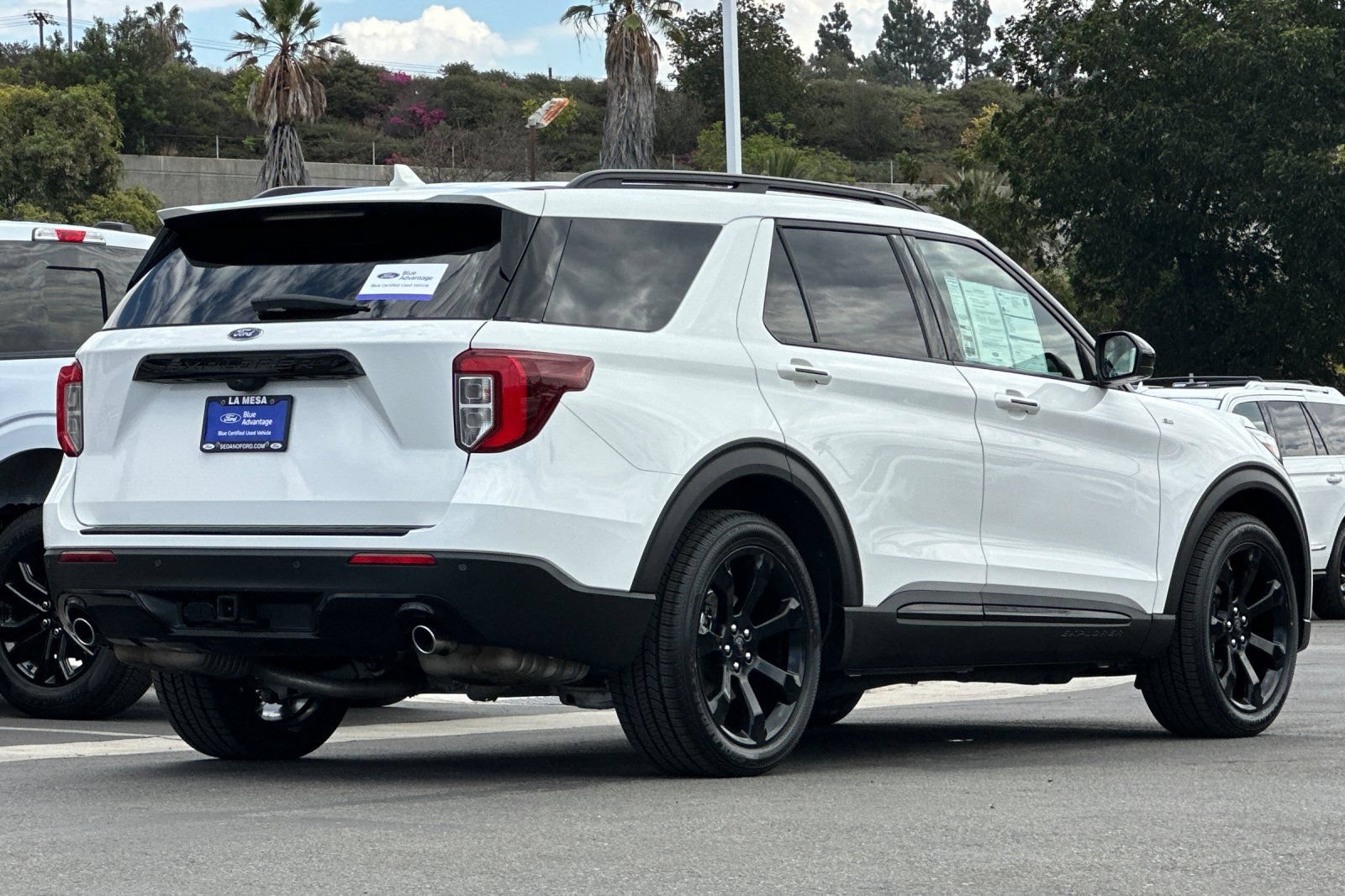 Certified 2023 Ford Explorer ST-Line w/ Class IV Trailer Tow Package RWD image 3