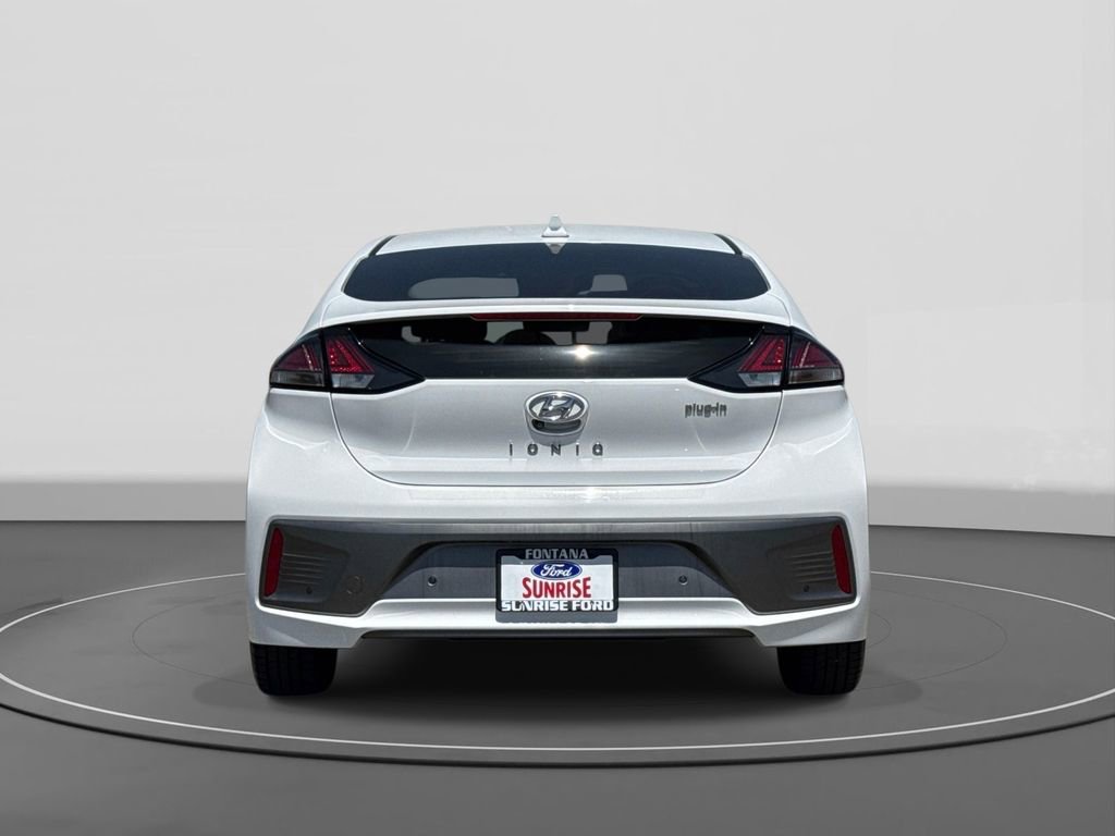 Used 2021 Hyundai Ioniq Limited FWD image 6