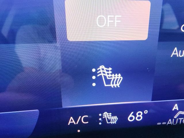 Used 2024 Buick Envision Preferred AWD/4WD image 23
