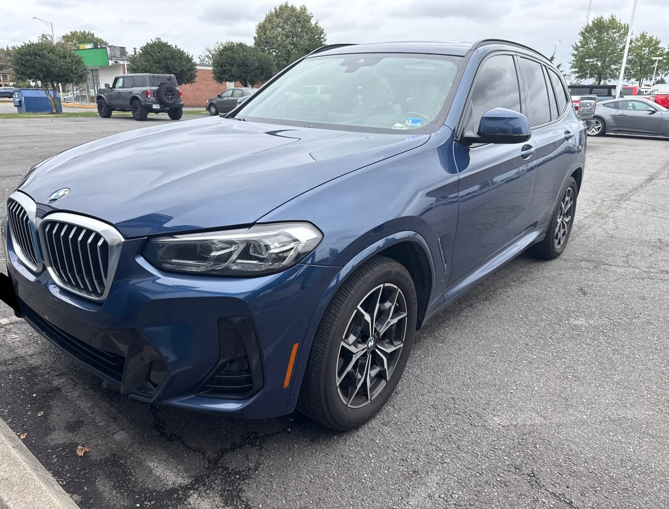 Used 2022 BMW X3 xDrive30i w/ M Sport Package AWD/4WD image 1