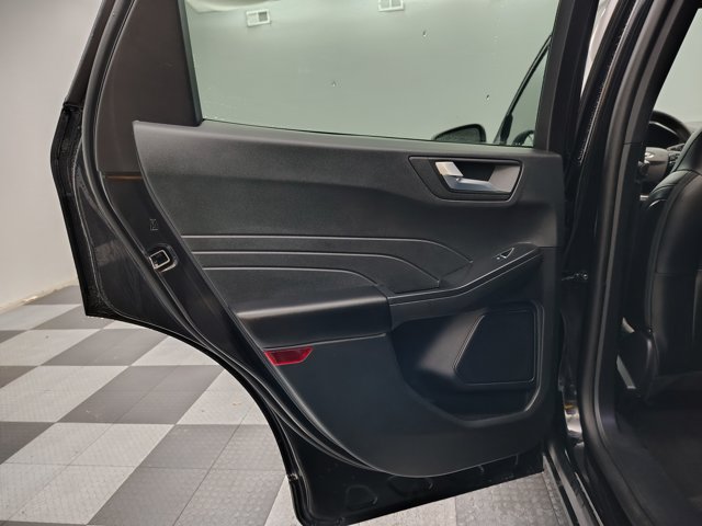 Certified 2025 Ford Escape ST-Line AWD/4WD image 24
