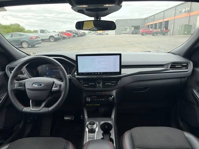 Certified 2023 Ford Escape ST-Line w/ Tech Pack #1 AWD/4WD image 17