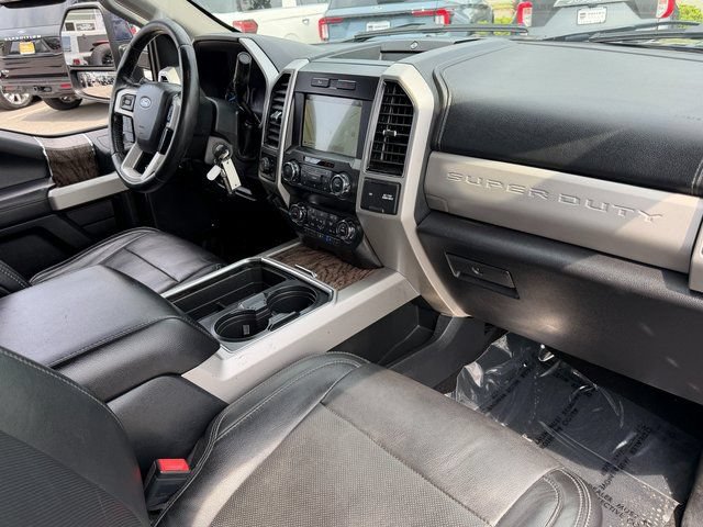 Certified 2019 Ford F250 Lariat w/ Lariat Value Package AWD/4WD image 34