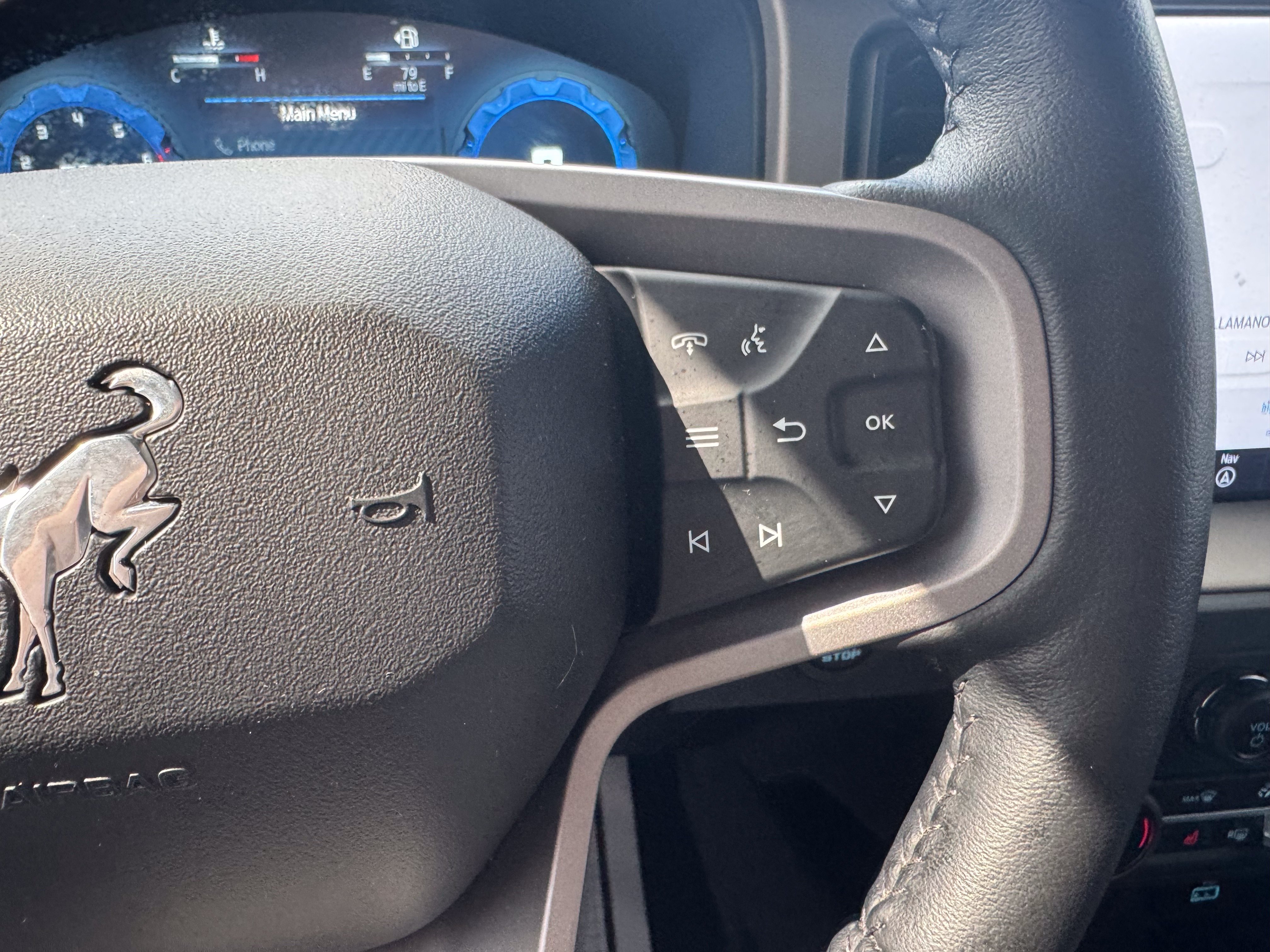 Certified 2025 Ford Bronco Outer Banks AWD/4WD image 10