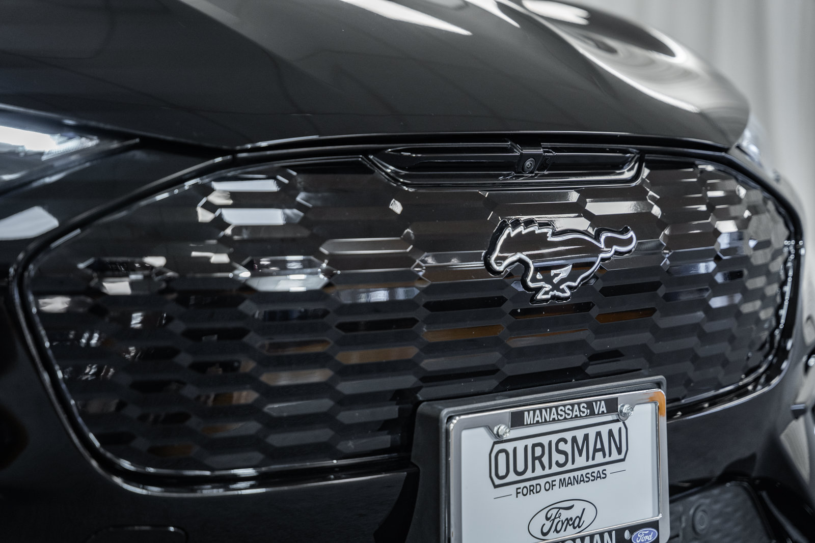 Certified 2025 Ford Mustang Mach-E GT AWD/4WD image 12