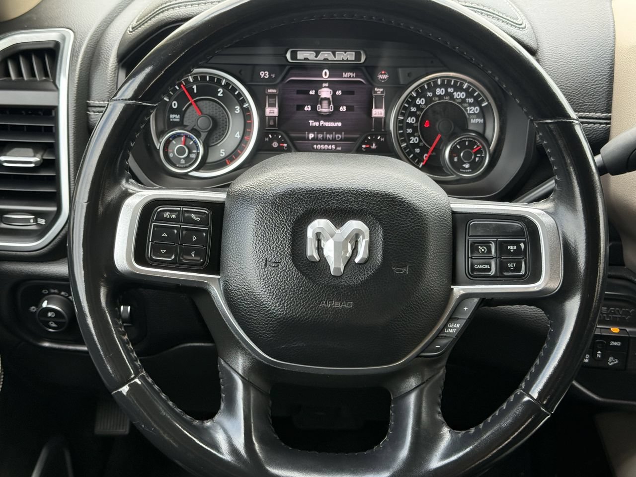 Used 2022 RAM 2500 Laramie AWD/4WD image 12