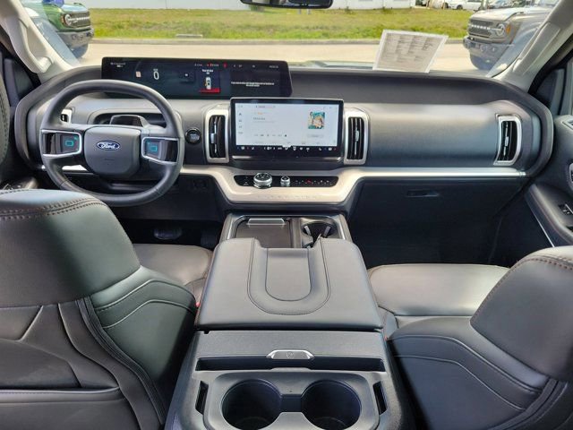 Certified 2025 Ford Expedition Max Active AWD/4WD image 21