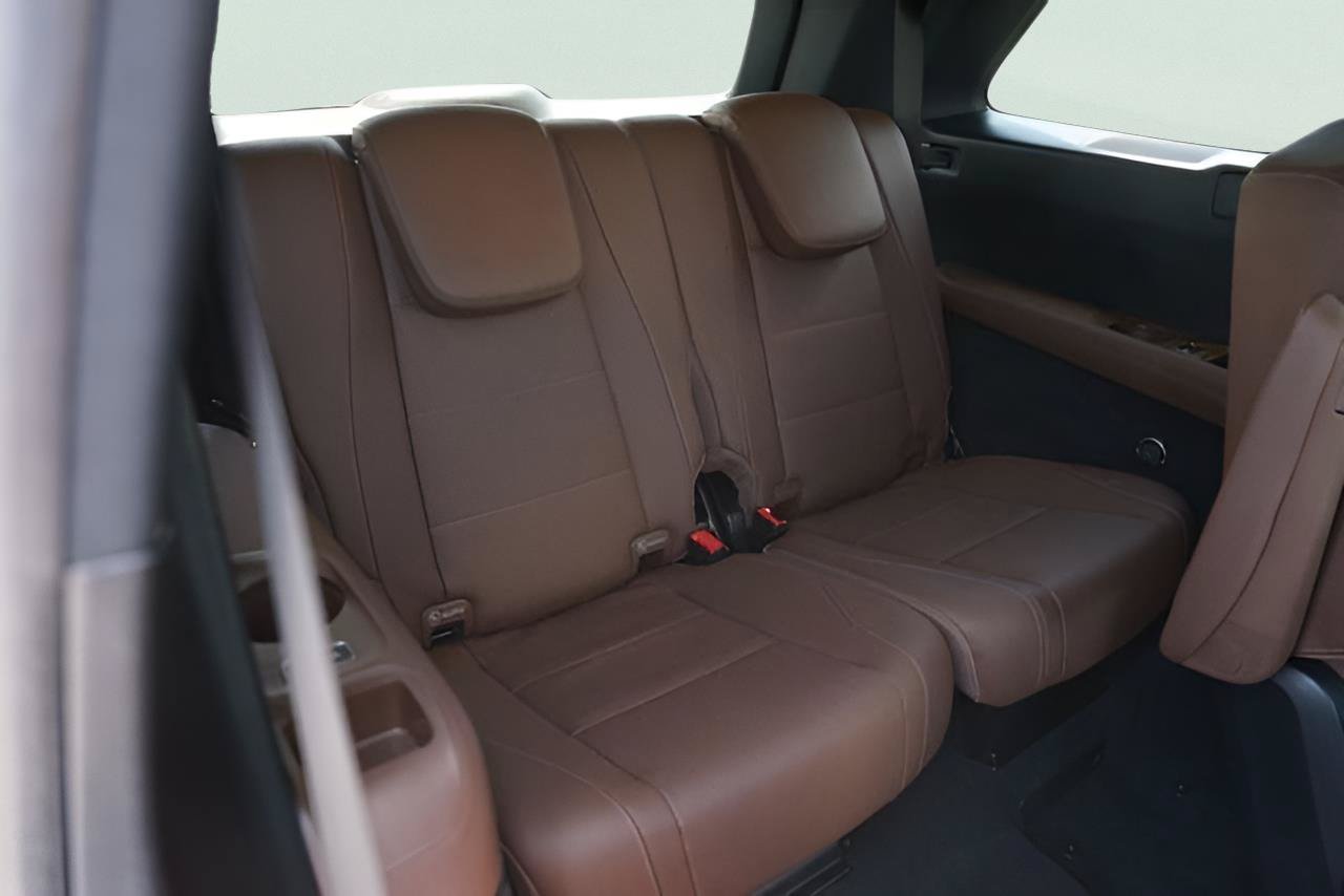 Used 2025 Mercedes-Benz GLS 450 4MATIC image 16