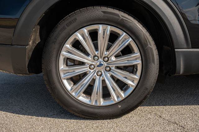 Certified 2022 Ford Explorer Limited w/ Equipment Group 301A RWD image 10