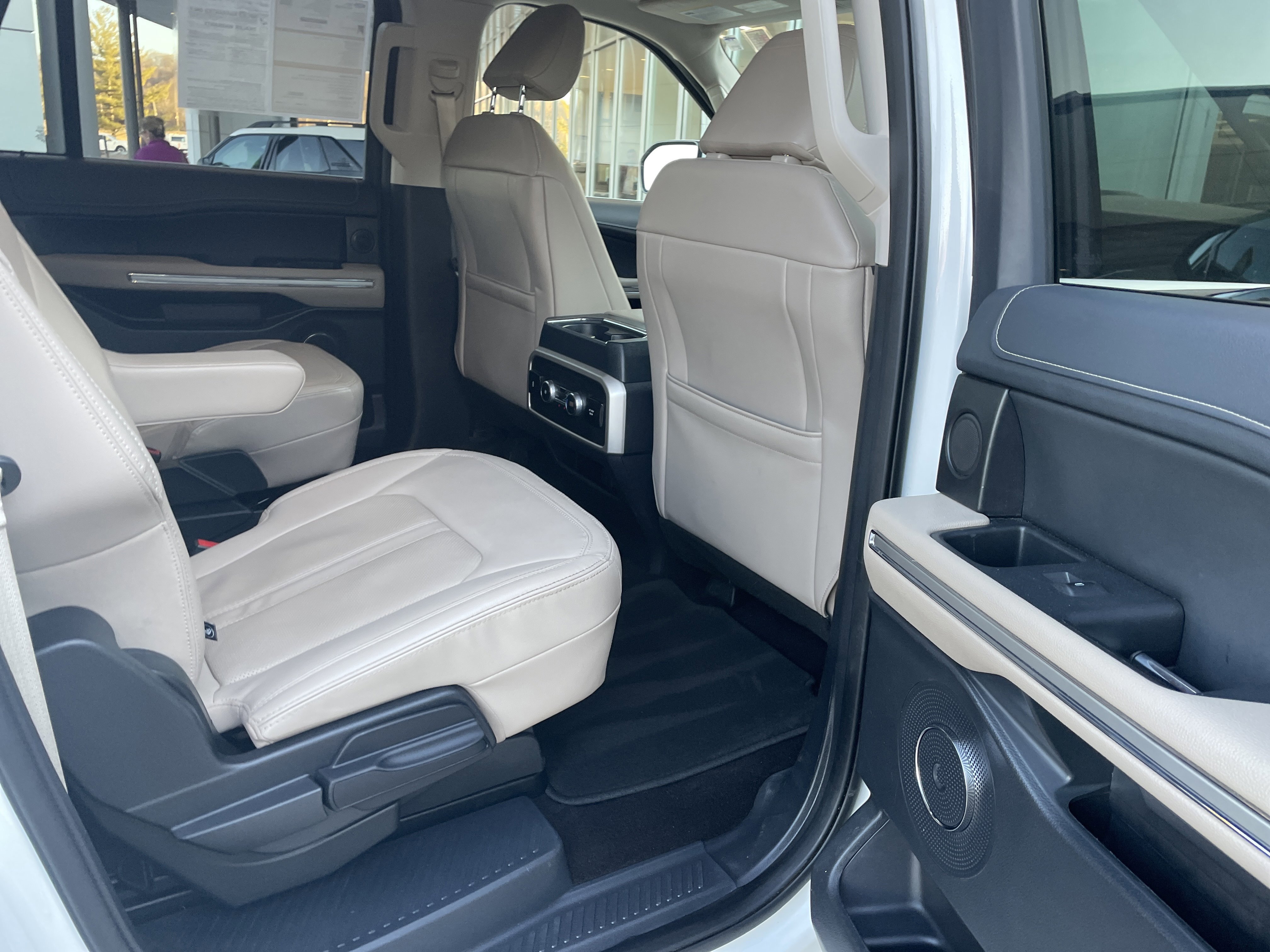 Certified 2022 Ford Expedition Max Limited image 23