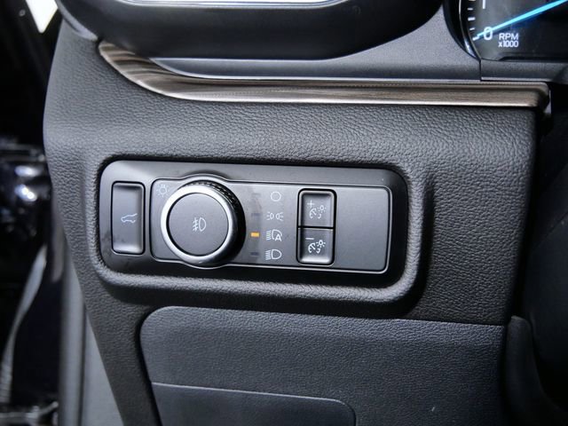 Certified 2024 Ford Explorer Limited w/ Limited Technology Package image 24