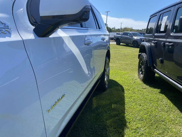 Used 2022 Chevrolet Tahoe High Country AWD/4WD image 4