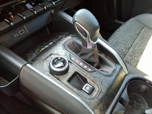 Used 2023 Chevrolet Colorado Z71 w/ Z71 Convenience Package 2 image 29