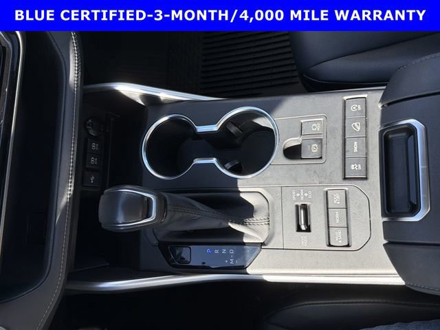 Used 2020 Toyota Highlander XLE image 16